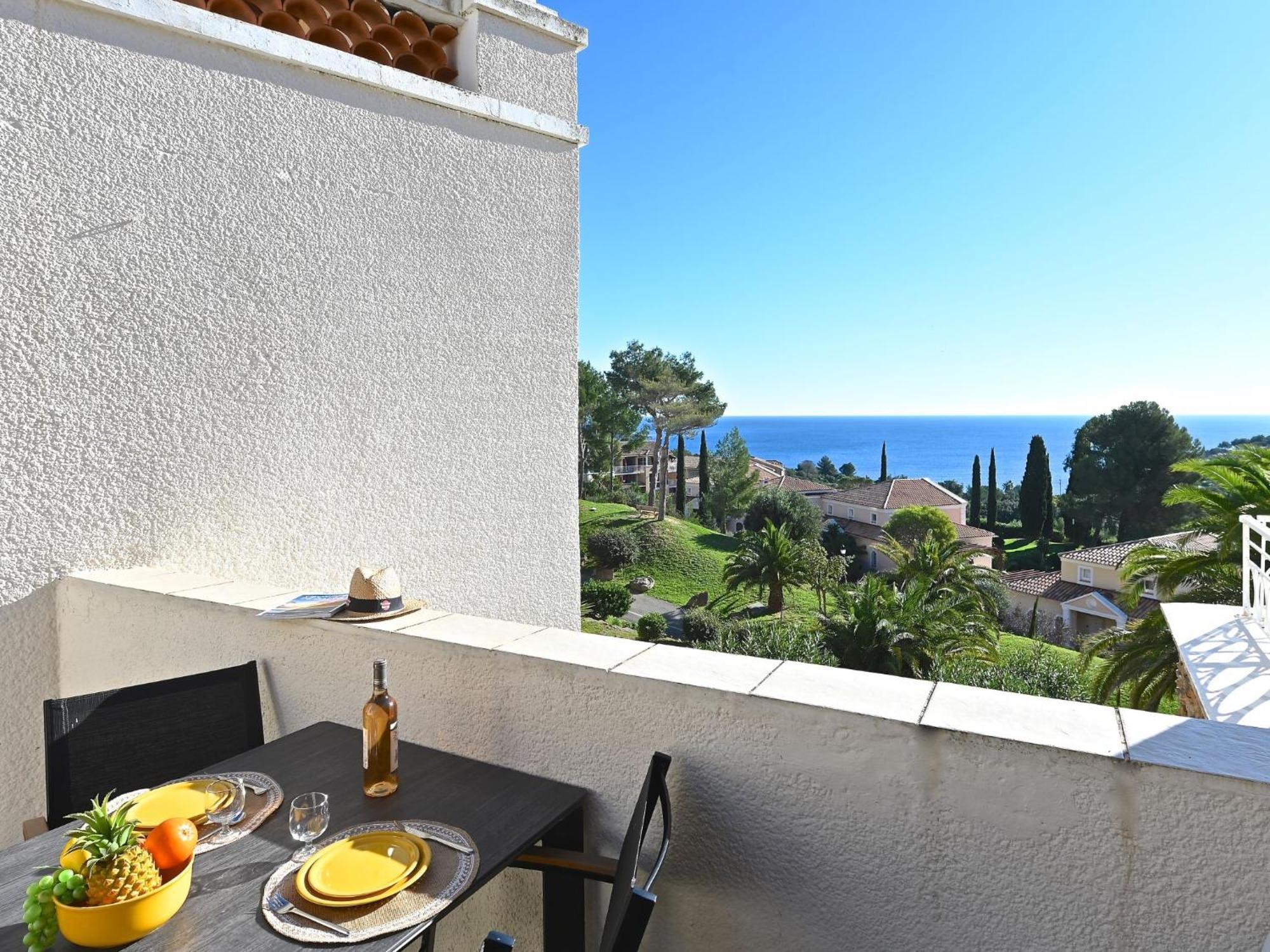 Saint-Raphaël Apartment Village Cap Esterel - Le Village-52 By Interhome מראה חיצוני תמונה